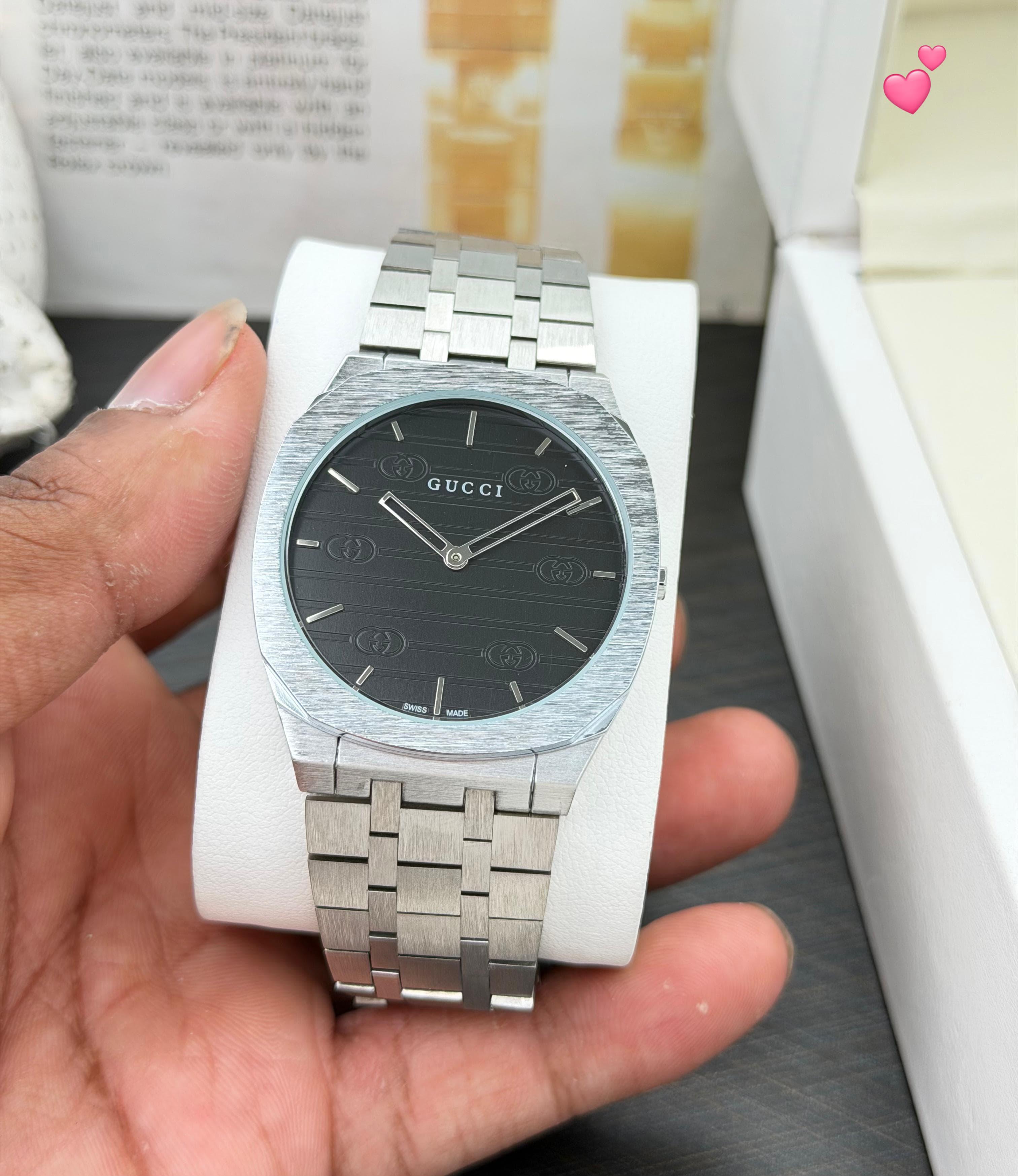 GUCCI G-TIMELESS – ELEGANCE WITH ICONIC DIAL DETAILING