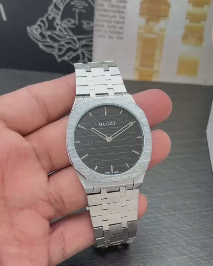 GUCCI G-TIMELESS – ELEGANCE WITH ICONIC DIAL DETAILING